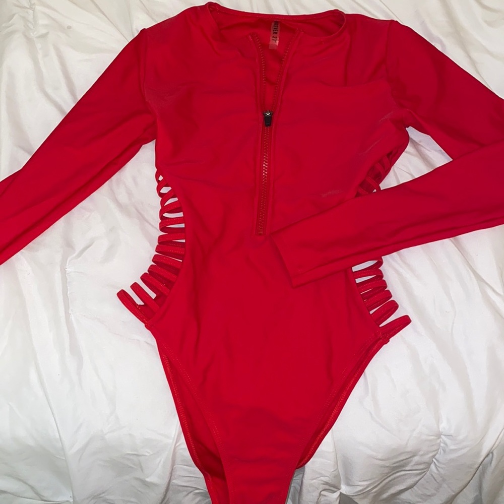One piece swimsuit